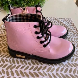 Girls Boots